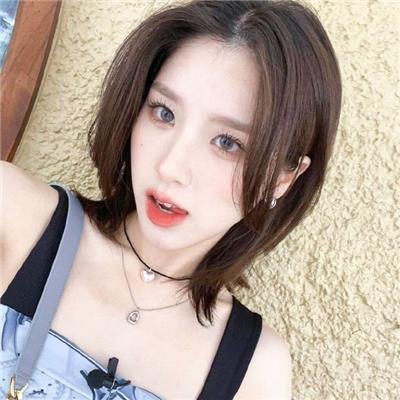 红衣少女